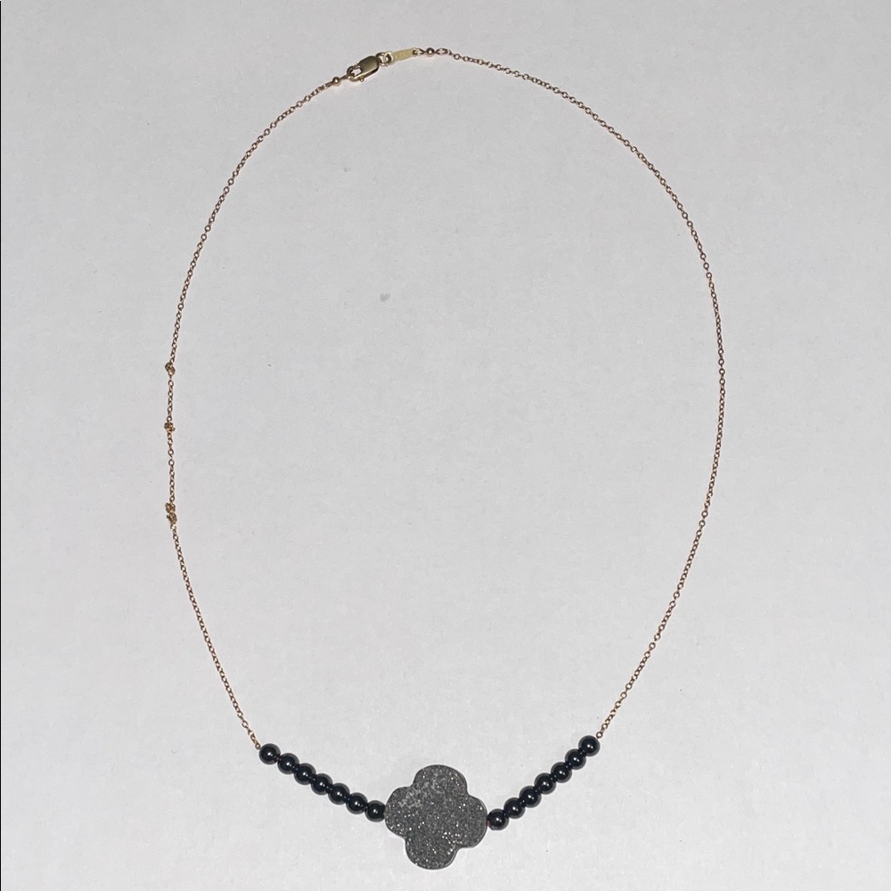 Elegant Black and Gold Necklace